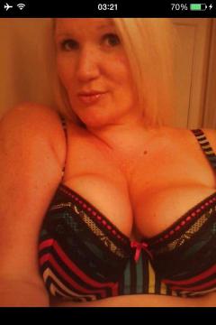 Boobies852 aus Nordrhein-Westfalen,Deutschland